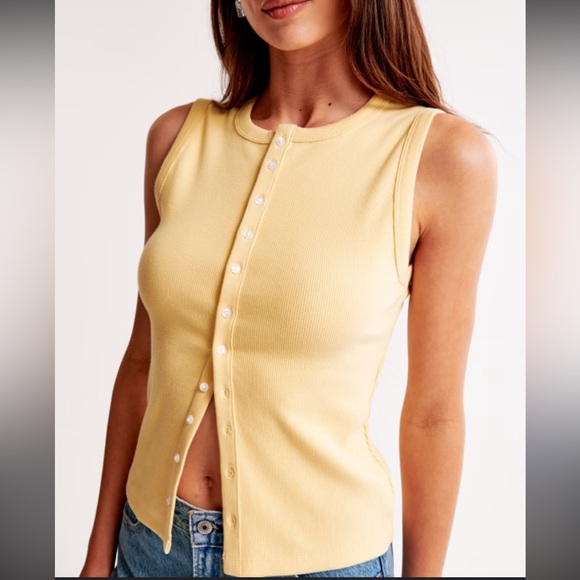 Abercrombie & Fitch Tops - Abercrombie & Fitch Butter Yellow Rib Crew Button-Up Tank Top